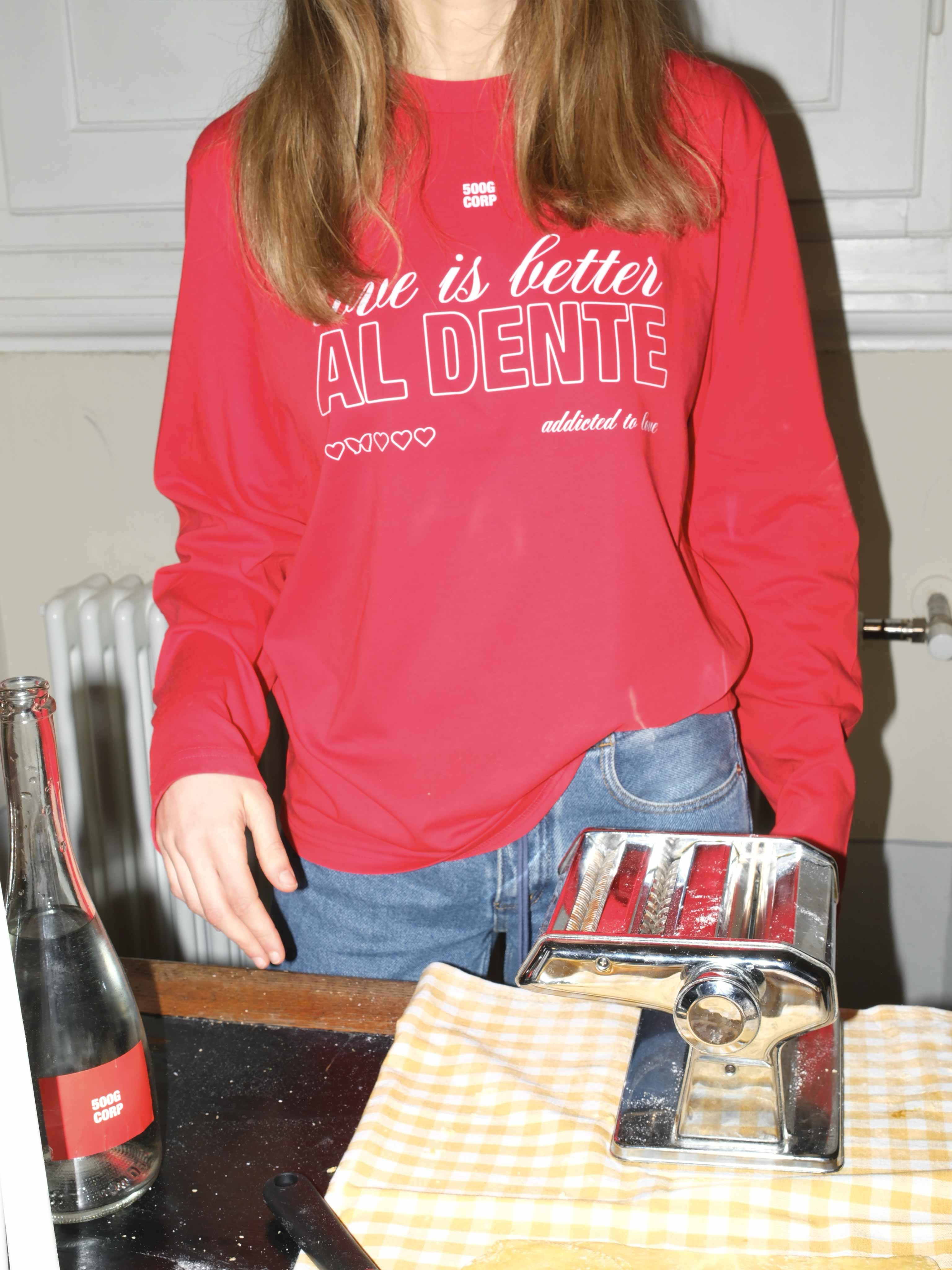 LOVE IS BETTER (A) LONGSLEEVE